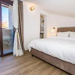 Mind Apartment And Rooms
