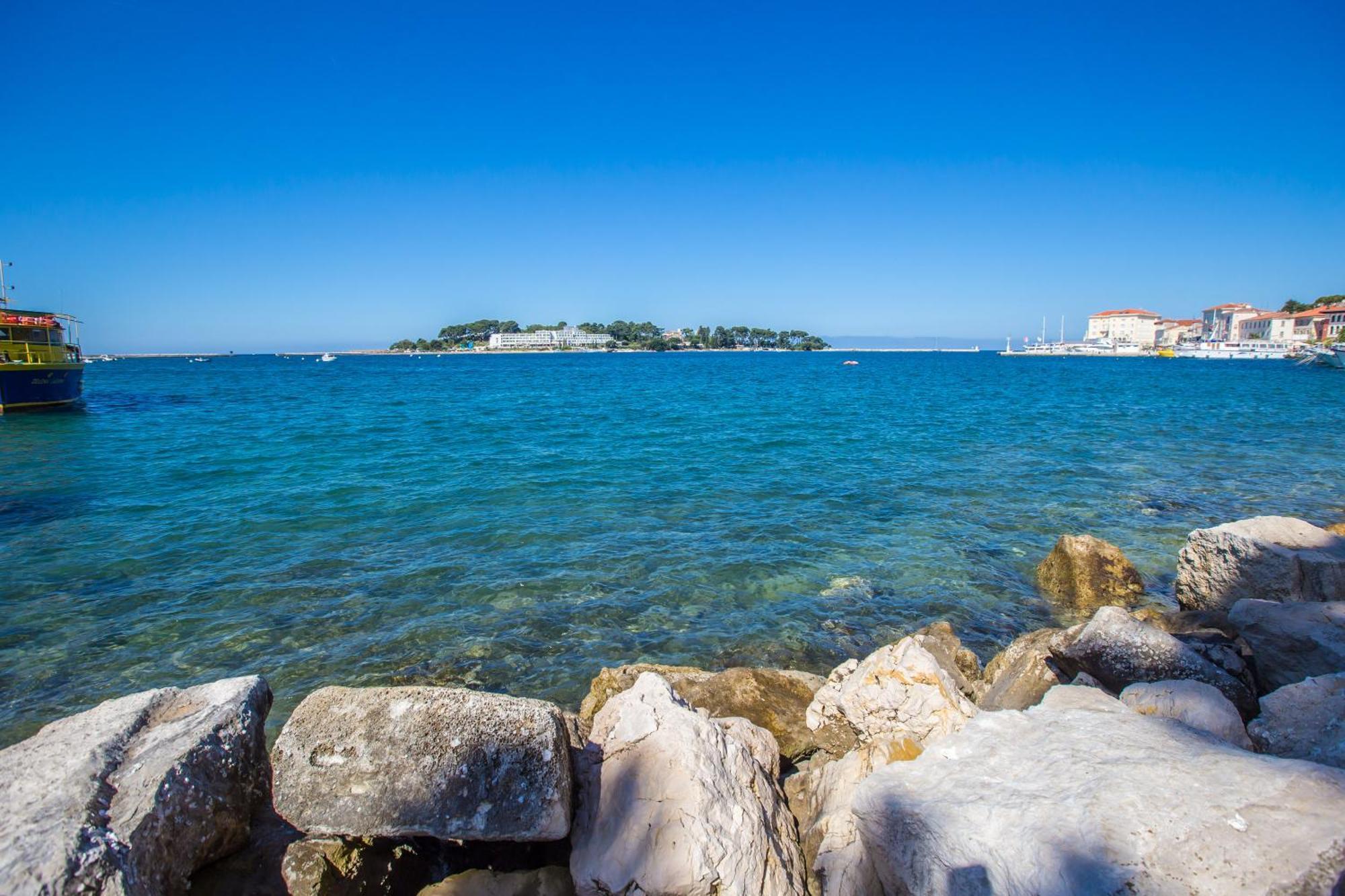 Mind And * Porec